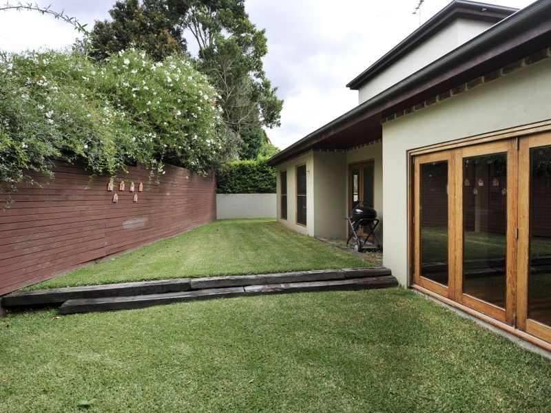 23 John Radley Avenue, Dural NSW 2158