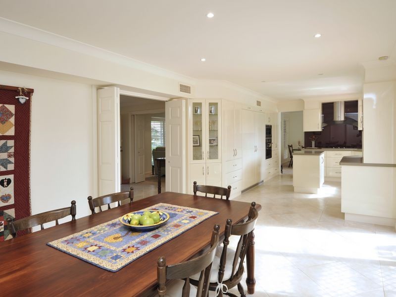 4 Lydham Place, Castle Hill NSW 2154