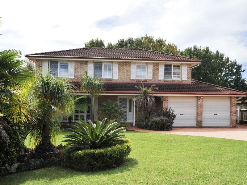 4 Lydham Place, Castle Hill NSW 2154
