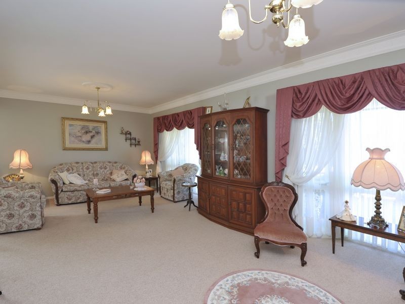 15 Ridgewood Place, Dural NSW 2158