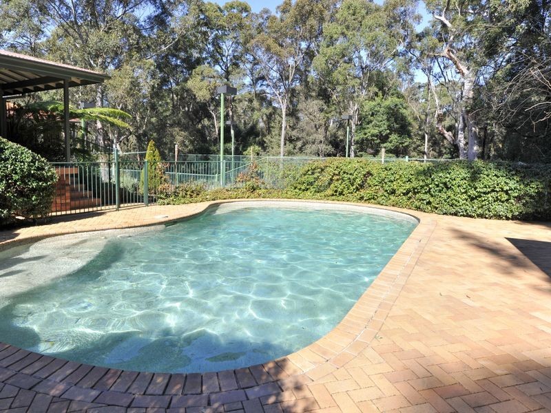 17 Cansdale Place, Castle Hill NSW 2154