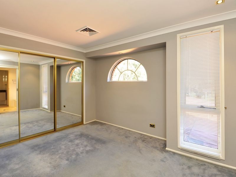 17 Cansdale Place, Castle Hill NSW 2154