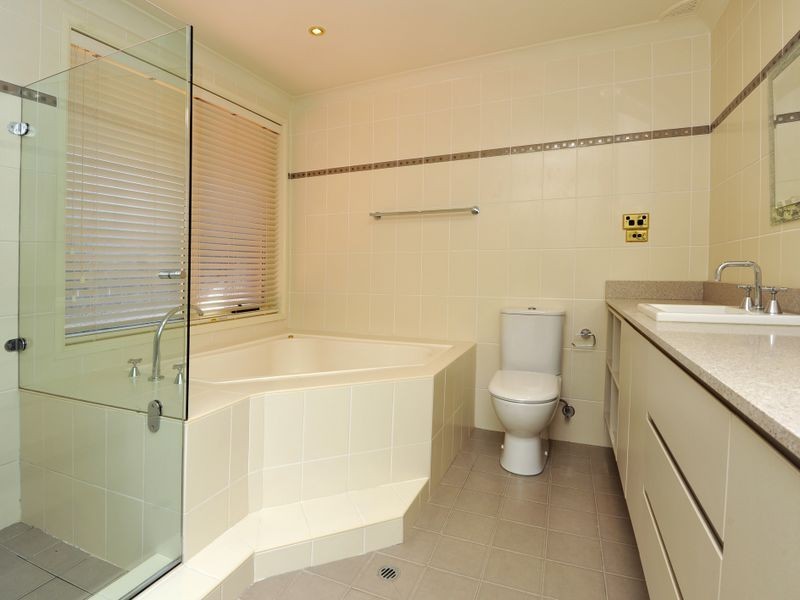 17 Cansdale Place, Castle Hill NSW 2154