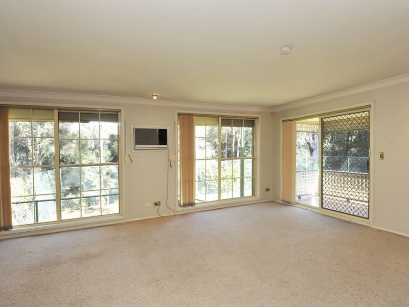 17 Cansdale Place, Castle Hill NSW 2154