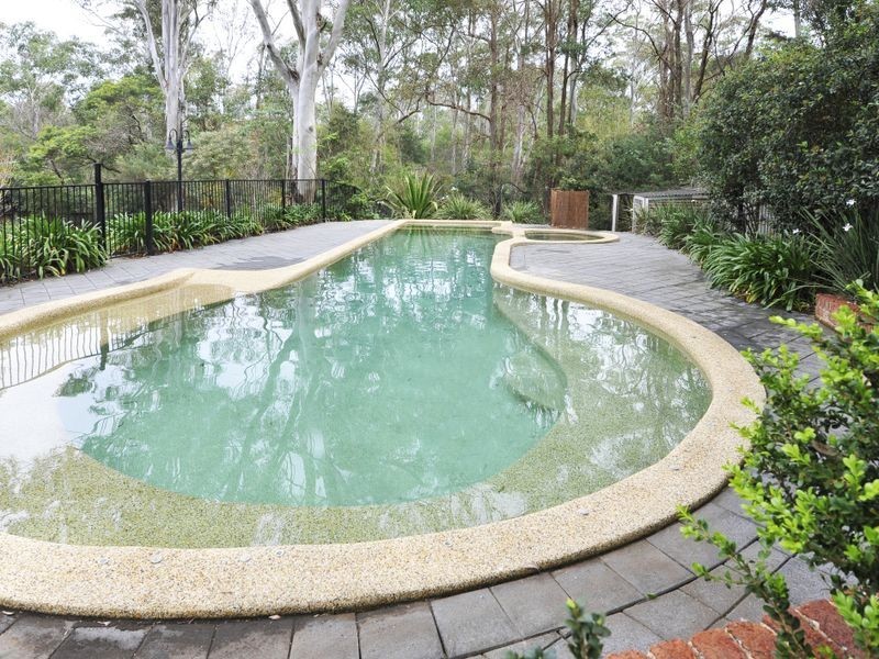 5 Gumleaf Place, West Pennant Hills NSW 2125