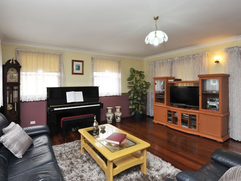 35 Kalimna Drive, Baulkham Hills NSW 2153