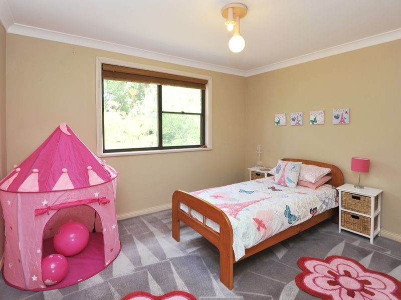 15 Greenoaks Ave, Cherrybrook NSW 2126