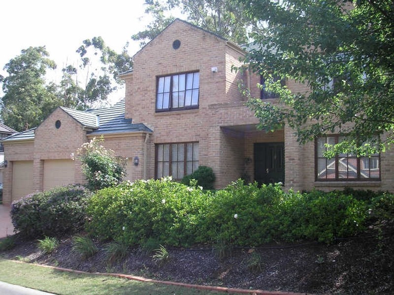 15 Compton Green, West Pennant Hills NSW 2125