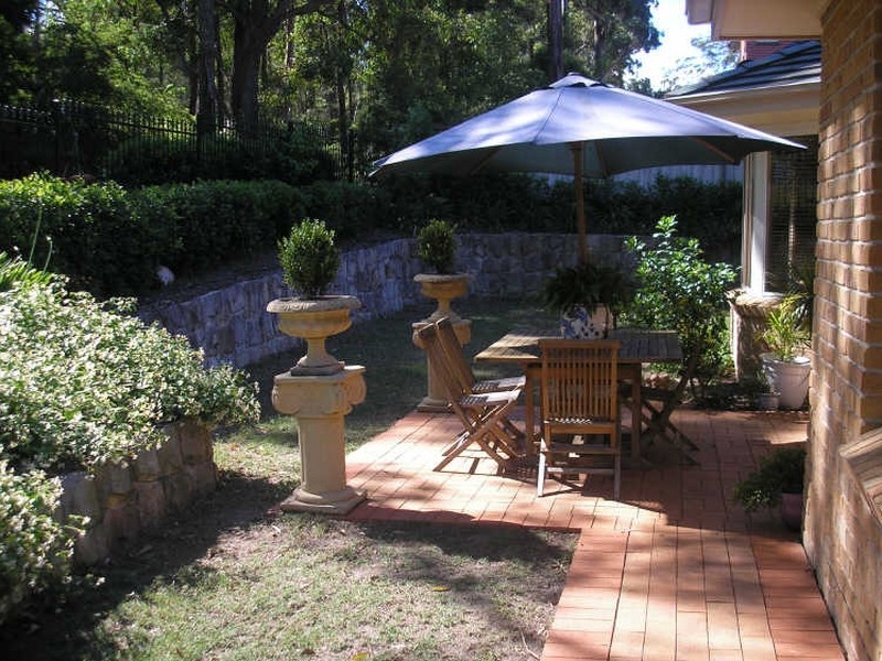 15 Compton Green, West Pennant Hills NSW 2125