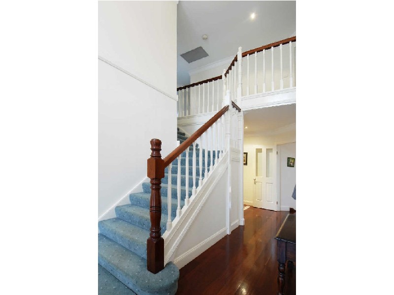 74 Coonara Avenue, West Pennant Hills NSW 2125