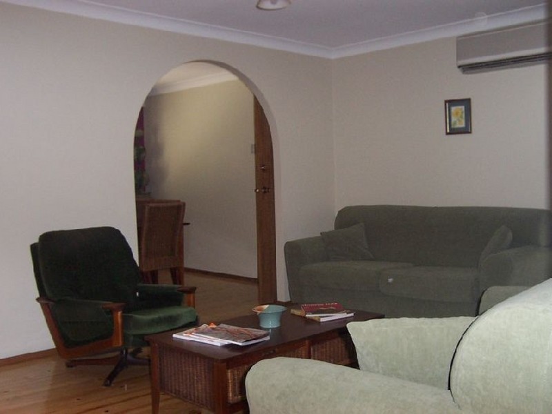4 Francis Greenway Drive, Cherrybrook NSW 2126