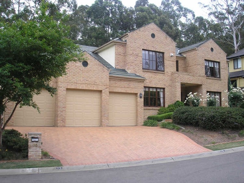 15 Compton Green, West Pennant Hills NSW 2125