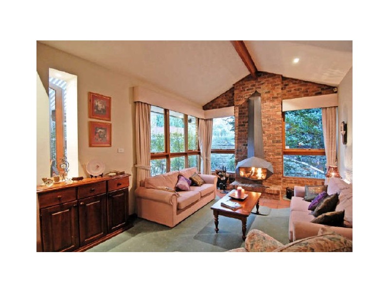 11 Kookaburra Place, West Pennant Hills NSW 2125