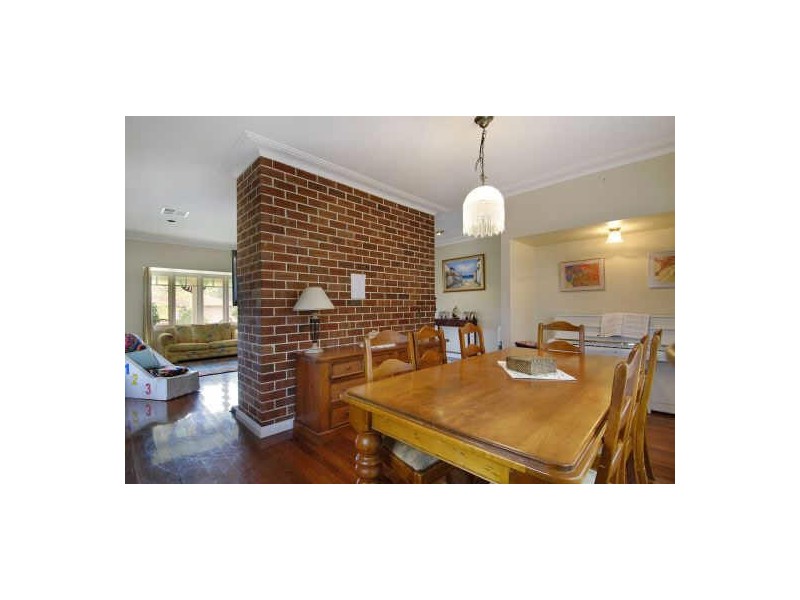 8 Thornbill Way, West Pennant Hills NSW 2125