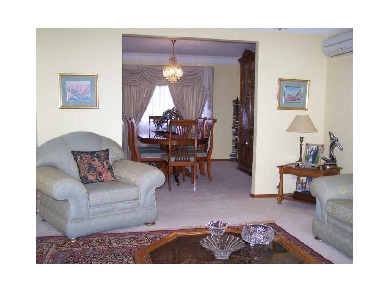 23 Tanbark Place, Dural NSW 2158