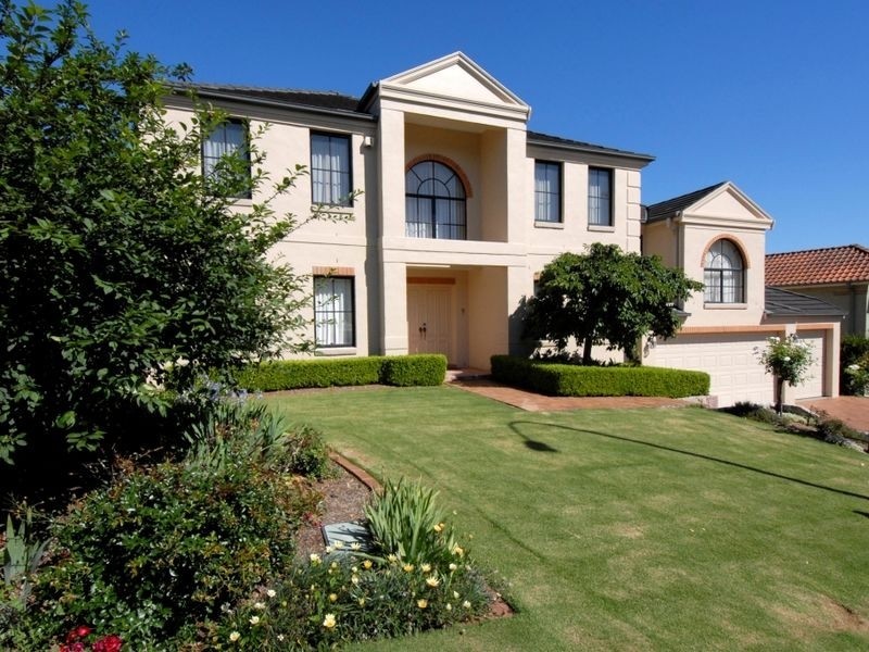 16 Kambah Place, West Pennant Hills NSW 2125