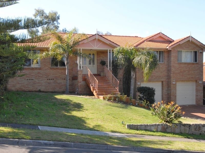 8 Highclere Place, Castle Hill NSW 2154