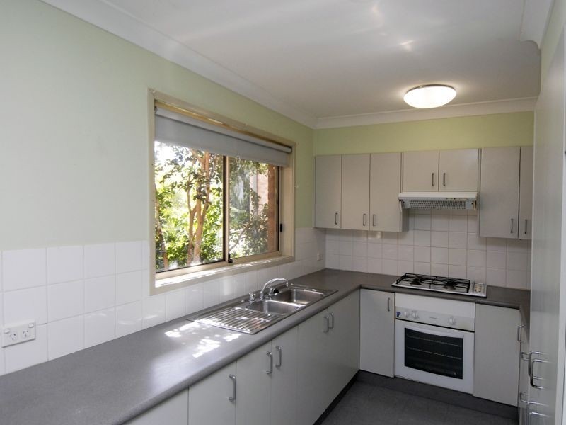 2/8 View Street, West Pennant Hills NSW 2125