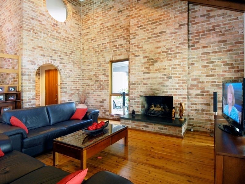 98 Oratava Avenue, West Pennant Hills NSW 2125