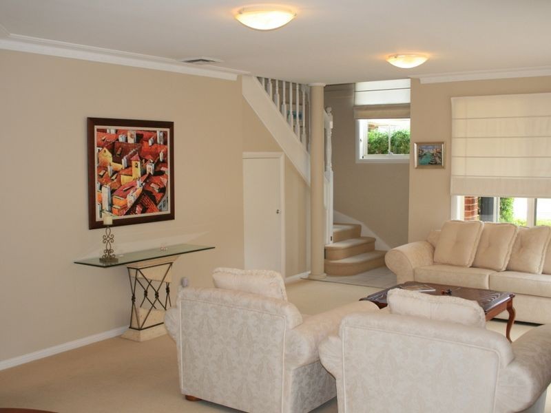 19 Lynton Green, West Pennant Hills NSW 2125