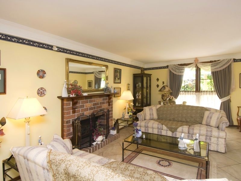 25 Paxton Crescent, Cherrybrook NSW 2126