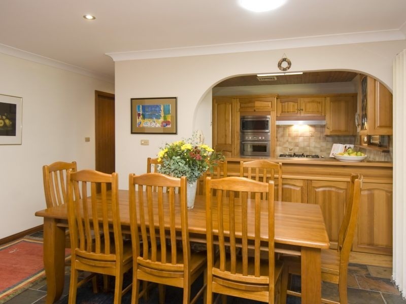 6 Blackwattle Place, Cherrybrook NSW 2126