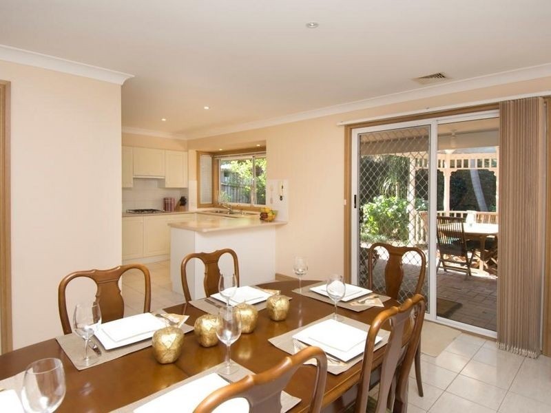 1/6 Mensa Place, Castle Hill NSW 2154