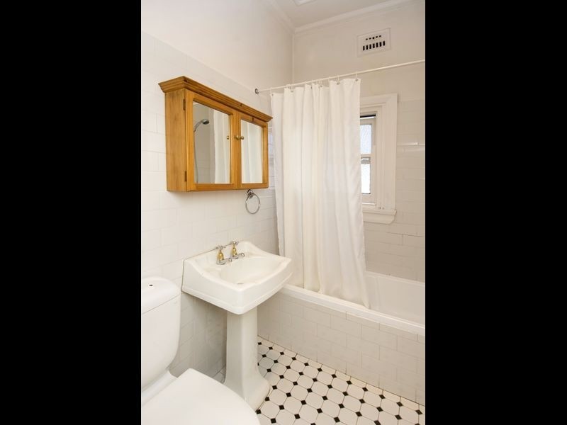 4 Hillmont Avenue, Thornleigh NSW 2120