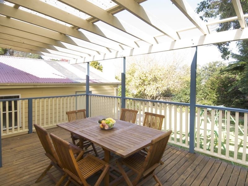 4 Hillmont Avenue, Thornleigh NSW 2120