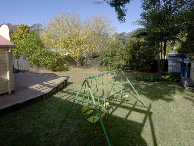 4 Hillmont Avenue, Thornleigh NSW 2120