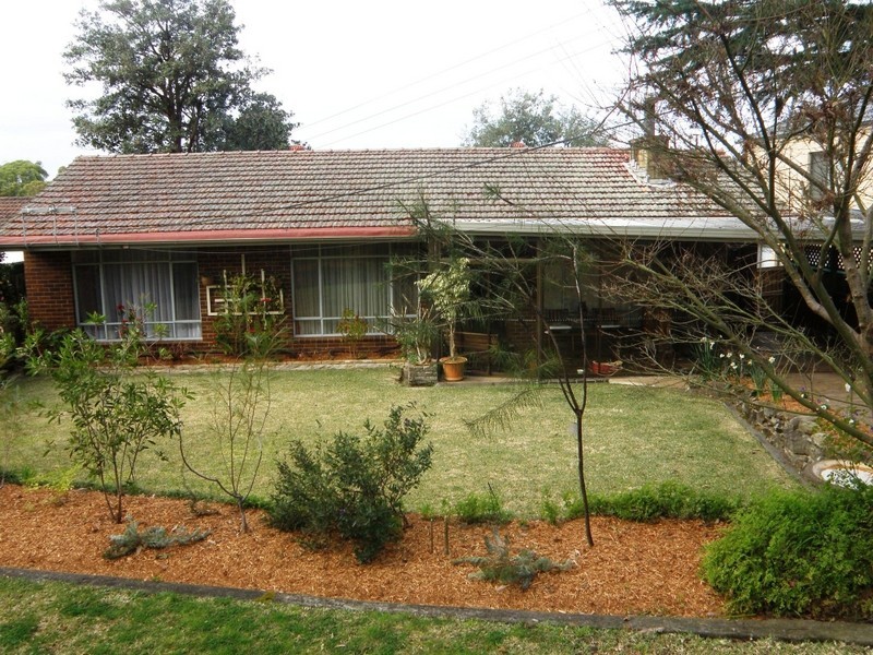 15 Moona Parade, Wahroonga NSW 2076