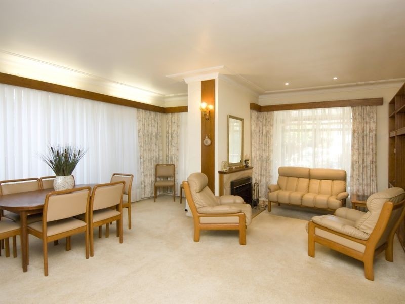 15 Moona Parade, Wahroonga NSW 2076