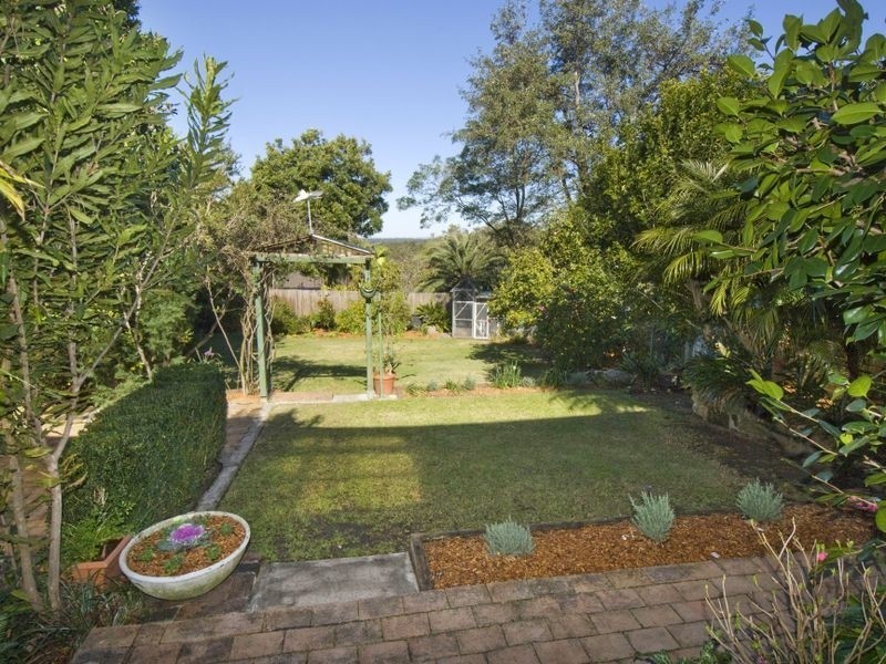 15 Moona Parade, Wahroonga NSW 2076