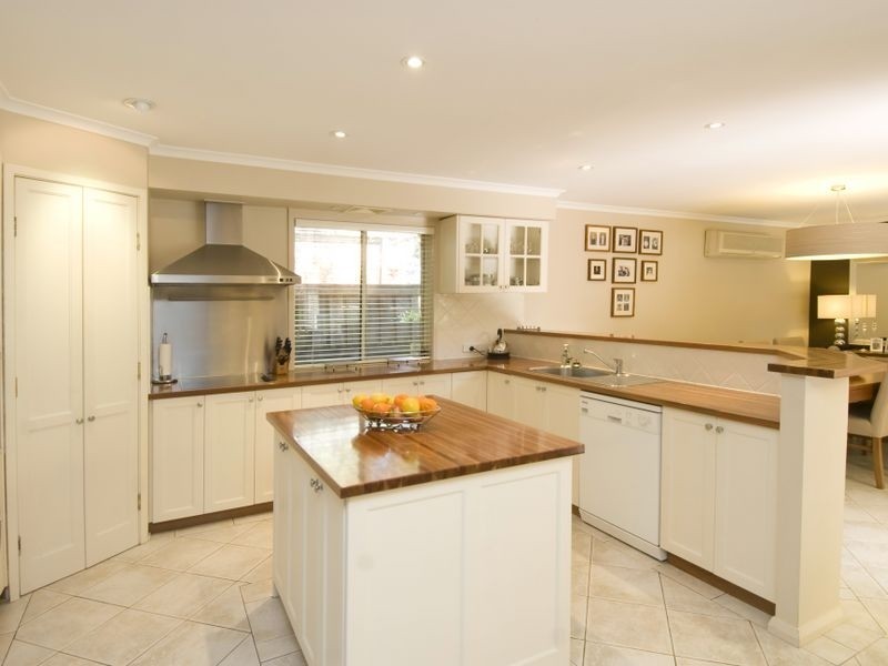 12 Bernard Place, Cherrybrook NSW 2126
