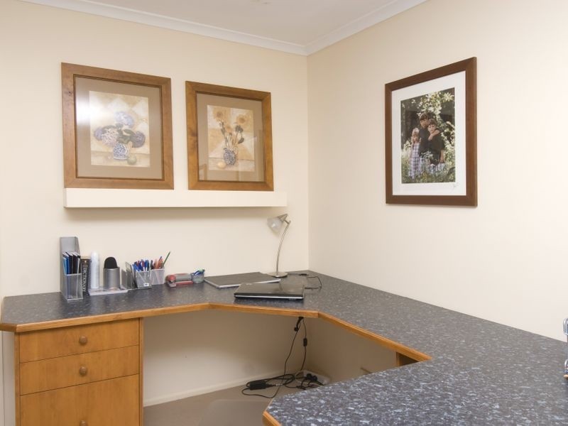 12 Bernard Place, Cherrybrook NSW 2126