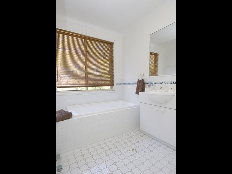 12 Bernard Place, Cherrybrook NSW 2126