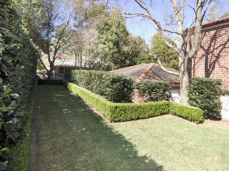 12 Bernard Place, Cherrybrook NSW 2126