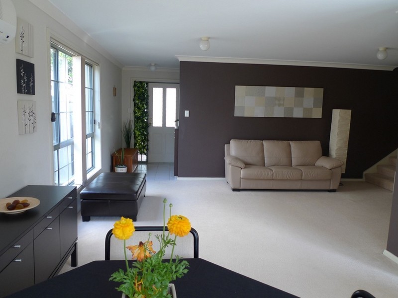 2/33 Coonara Ave, West Pennant Hills NSW 2125