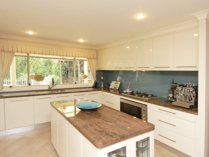 5 Castle Lea Court, Castle Hill NSW 2154