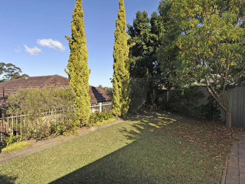 42 Ashley Avenue, West Pennant Hills NSW 2125