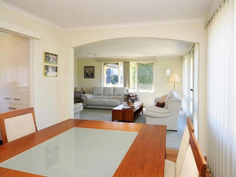 42 Ashley Avenue, West Pennant Hills NSW 2125