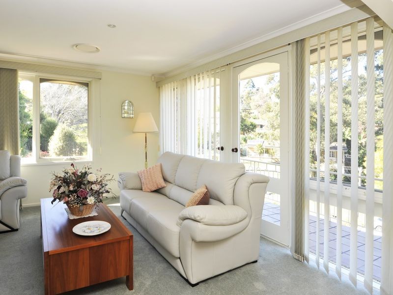 42 Ashley Avenue, West Pennant Hills NSW 2125