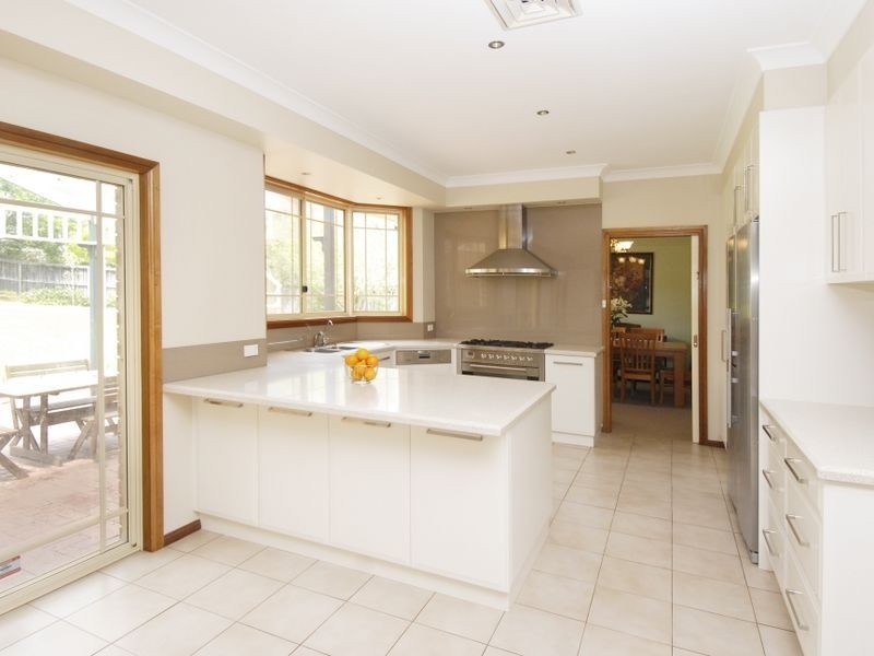 18 De La Salle Place, Castle Hill NSW 2154