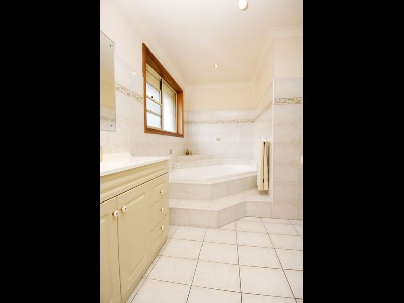 34 Bassett Place, Castle Hill NSW 2154