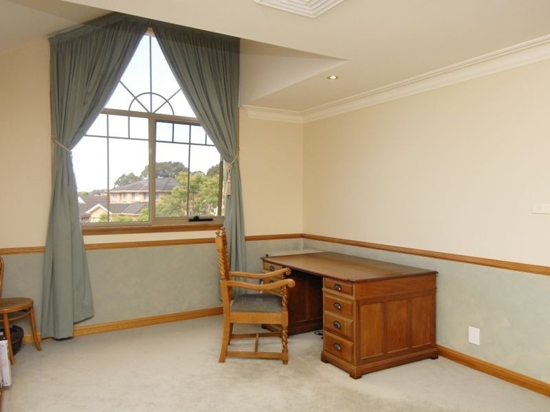 34 Bassett Place, Castle Hill NSW 2154