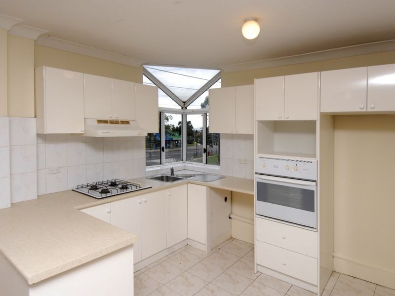 11/1-3 Lloyds Avenue, Carlingford NSW 2118