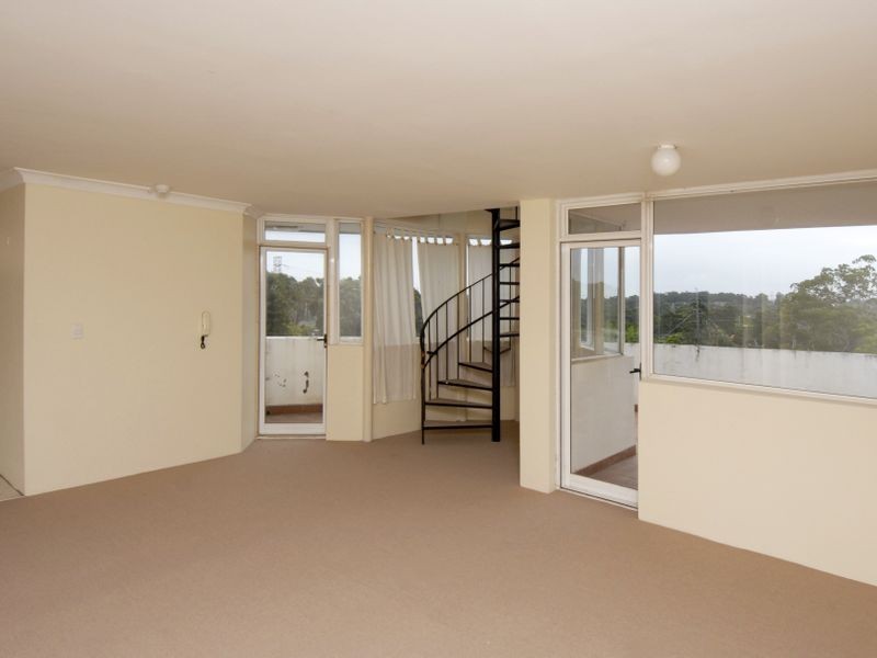 11/1-3 Lloyds Avenue, Carlingford NSW 2118