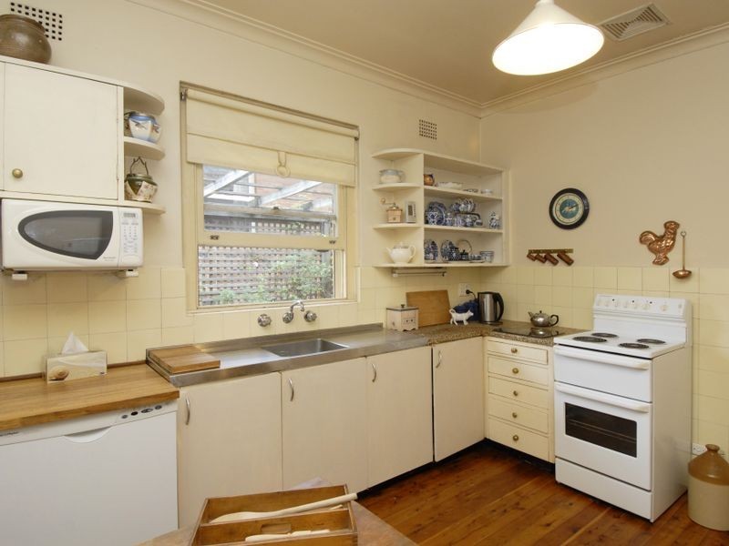 2 Spurwood Road, Turramurra NSW 2074