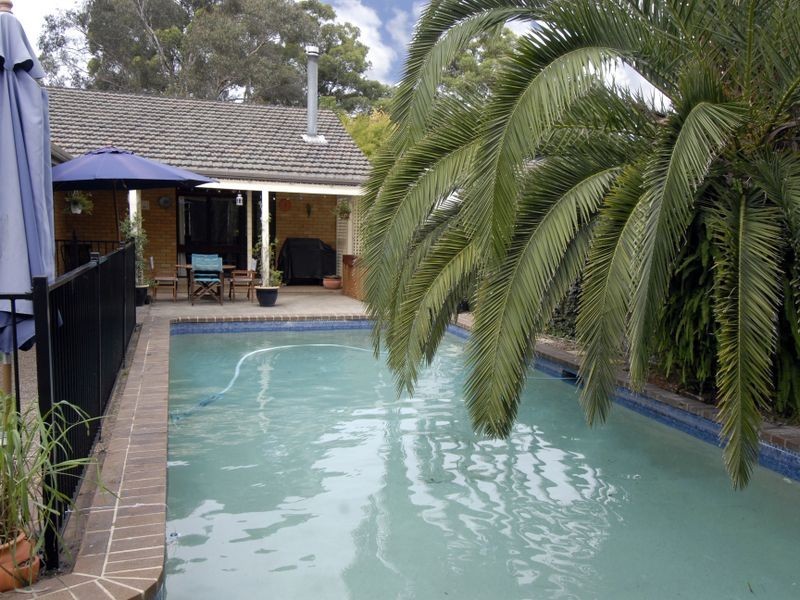 24 Ashley Avenue, West Pennant Hills NSW 2125