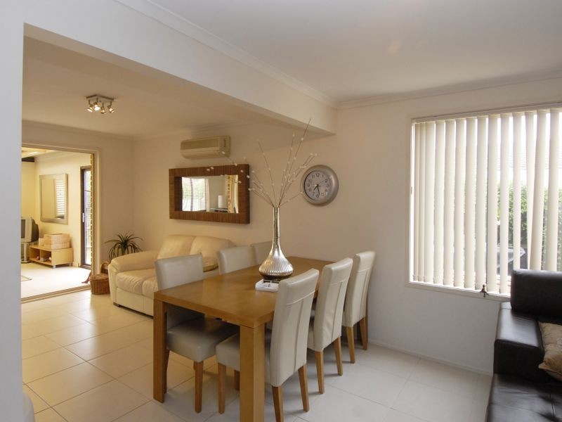 2/35 Longworth Crescent, Castle Hill NSW 2154